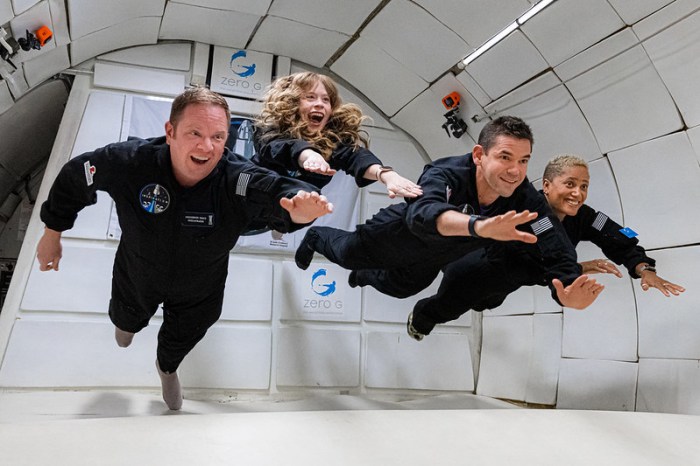 Inspiration4 zero spacex weightlessness launching flight astronauts Zero-Gravity Space Flight Experiences